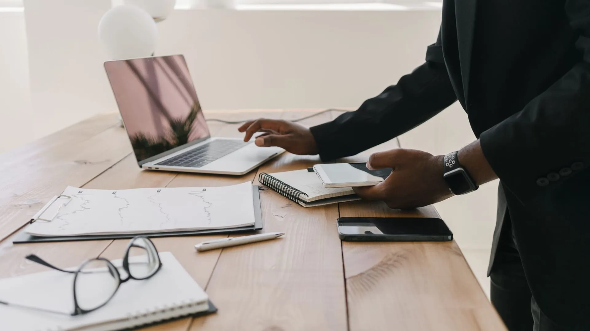Photograph representing an accounting practice
